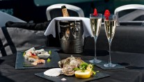 OOMKA -  Moet and Oysters